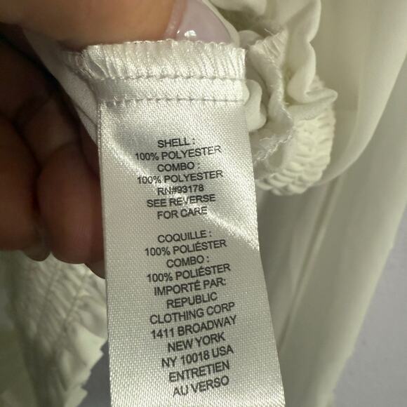 Elie Tahiti Women's White Blouse with Lace Sleeves Size S/P - Picture 7 of 7